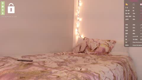 Blue online show from February 25, 10:18 pm