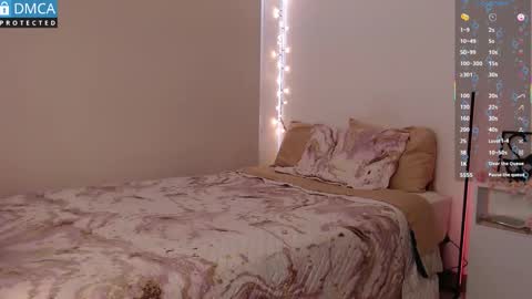 Blue online show from November 2, 5:15 pm