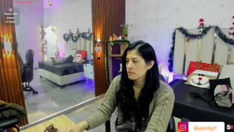 blue_tay1 online show from December 16, 11:04 am