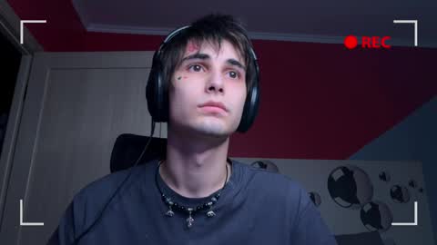 Snapshot of blue_w0rld chatting on October 26, 2:12 pm SONNYVAN online show from October 26, 2:12 pm