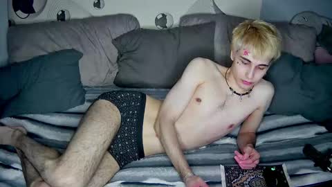 SONNYVAN online show from March 17, 3:04 pm