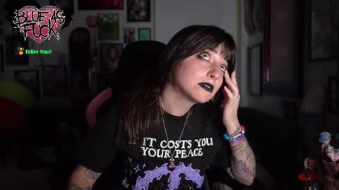 Blue online show from November 23, 1:49 am