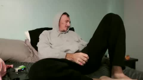 Snapshot of bluecollarfck chatting on November 18, 5:28 pm Dominick Wyte online show from November 18, 5:28 pm