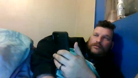 bluedemoneyes1986 online show from February 26, 2:59 am