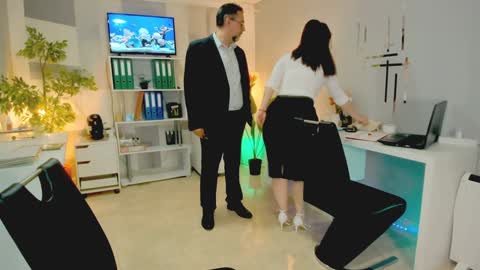 Snapshot of bluediamondsdreams chatting on November 6, 10:49 am bluediamondsdreams online show from November 6, 10:49 am