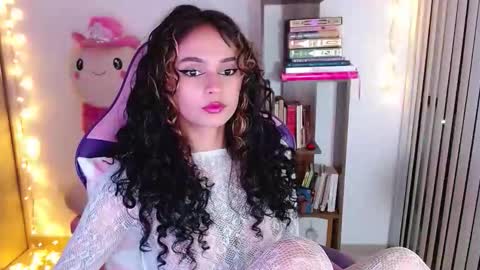 Im Abril .. Nice to meet you  thumb up me please its important  INDEPENDENT MODEL online show from February 18, 1:45 am