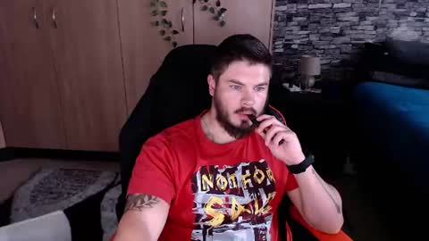 Snapshot of blueeyeboy0 chatting on July 8, 12:09 pm blueeyeboy0 online show from July 8, 12:09 pm