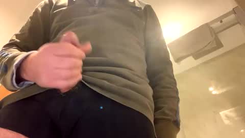 blueeyedboy021170 online show from January 9, 10:22 pm