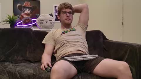 blueeyedtallguy online show from November 1, 6:43 pm