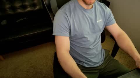 blueeyedtallguy online show from February 2, 8:18 pm