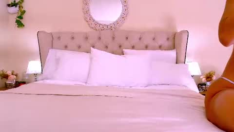FLORAA online show from July 15, 2:44 pm