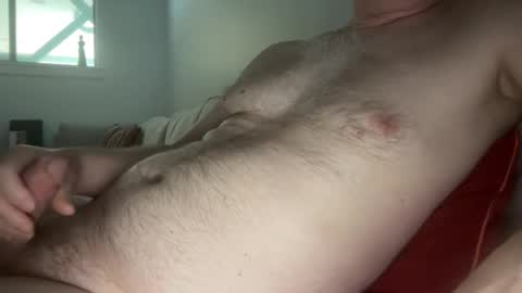 Snapshot of blueishgold22 chatting on April 7, 12:27 pm blueishgold22 online show from April 7, 12:27 pm