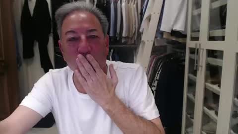 blueisles online show from February 2, 11:42 am