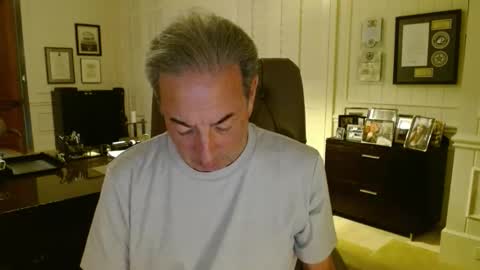 blueisles online show from April 8, 11:27 pm