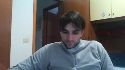 bluejoee online show from December 22, 8:33 am