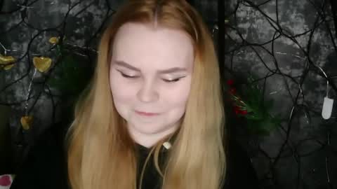 blushing_star online show from April 14, 3:51 pm