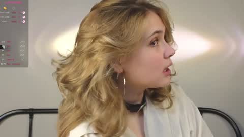 Erica online show from December 9, 4:37 pm