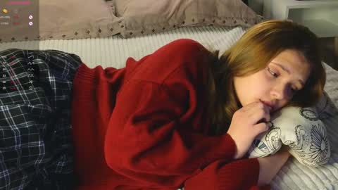 Erica online show from January 28, 8:36 pm