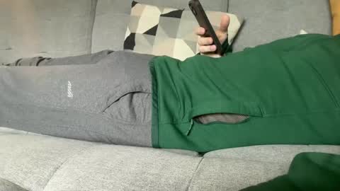 Snapshot of bmclovin_7 chatting on February 18, 8:36 pm bmclovin_7 online show from February 18, 8:36 pm