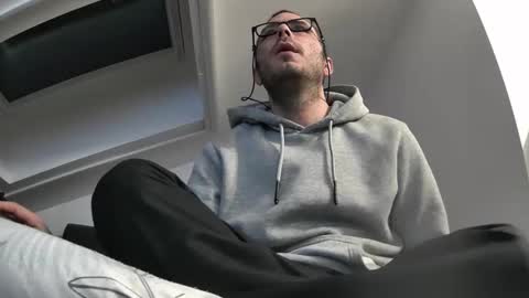 bo22222222 online show from April 2, 6:22 am