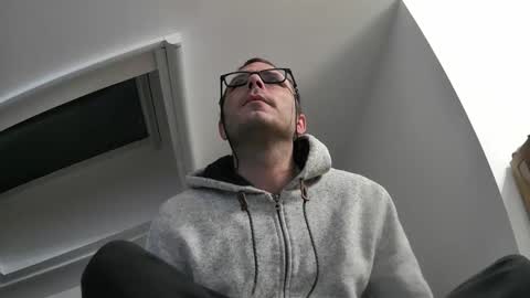 Snapshot of bo22222222 chatting on April 23, 6:47 am bo22222222 online show from April 23, 6:47 am