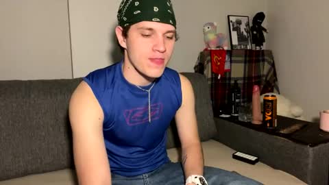 bob_bucks online show from March 28, 6:40 pm