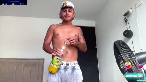 Snapshot of bob_pettersonn chatting on January 14, 6:46 pm Bob INDEPENDENT MODEL online show from January 14, 6:46 pm