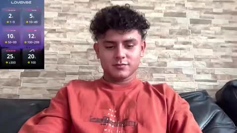 Snapshot of bob_pettersonn chatting on February 4, 7:53 pm Bob INDEPENDENT MODEL online show from February 4, 7:53 pm