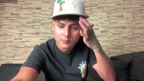 Snapshot of bob_pettersonn chatting on February 8, 4:38 am Bob INDEPENDENT MODEL online show from February 8, 4:38 am