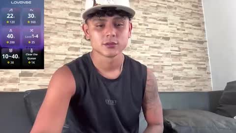 Snapshot of bob_pettersonn chatting on February 18, 9:44 pm Bob INDEPENDENT MODEL online show from February 18, 9:44 pm