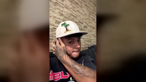 Snapshot of bob_pettersonn chatting on February 21, 4:57 am Bob INDEPENDENT MODEL online show from February 21, 4:57 am