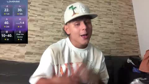 Snapshot of bob_pettersonn chatting on February 22, 2:24 am Bob INDEPENDENT MODEL online show from February 22, 2:24 am