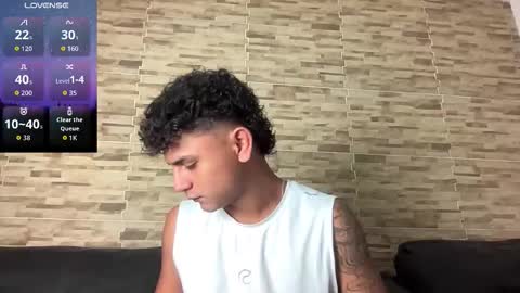 Snapshot of bob_pettersonn chatting on February 24, 2:31 am Bob INDEPENDENT MODEL online show from February 24, 2:31 am