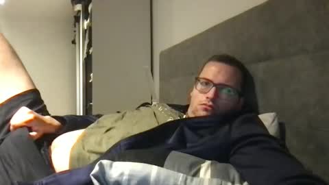 bobbele94 online show from September 15, 9:59 pm