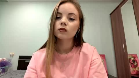 Margot online show from March 23, 3:27 pm