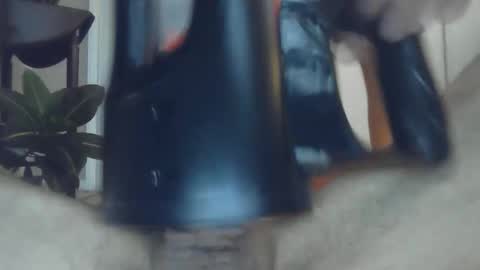 Snapshot of bobby123572970 chatting on January 9, 3:59 pm Bobby123 online show from January 9, 3:59 pm