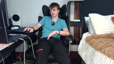 bobby72738 online show from September 11, 3:28 am