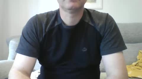 bobby_113 online show from February 24, 2:48 pm