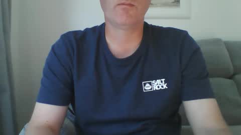 bobby_113 online show from September 22, 10:39 am