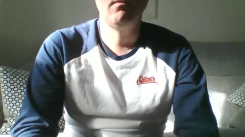 bobby_113 online show from March 14, 9:04 am