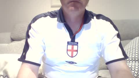 bobby_113 online show from July 12, 2:24 am