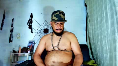 bobby_kbrera online show from December 16, 12:37 am