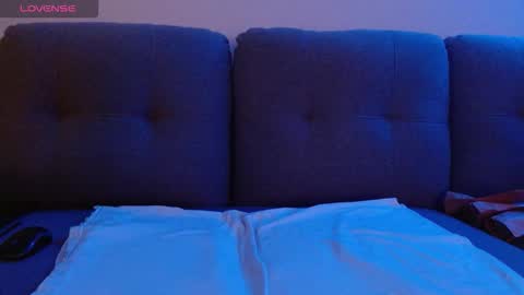 Bobby English online show from November 1, 8:49 am