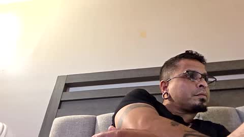 bobbyhill0798 online show from October 8, 6:38 pm