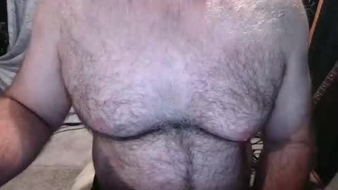 Snapshot of bobbyhill27b chatting on September 16, 3:18 am BobbyHill27b online show from September 16, 3:18 am