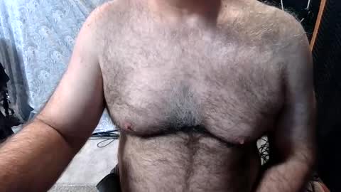 Snapshot of bobbyhill27b chatting on June 3, 2:55 pm BobbyHill27b online show from June 3, 2:55 pm