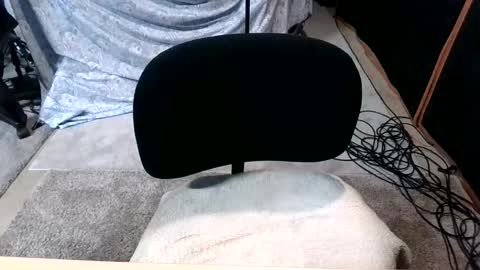 Snapshot of bobbyhill27b chatting on June 5, 2:45 pm BobbyHill27b online show from June 5, 2:45 pm