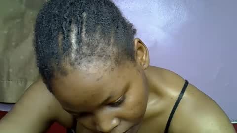 Snapshot of body_desire1 chatting on December 15, 8:35 pm body_desire1 online show from December 15, 8:35 pm