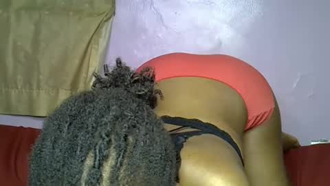 body_desire1 online show from December 16, 9:20 pm