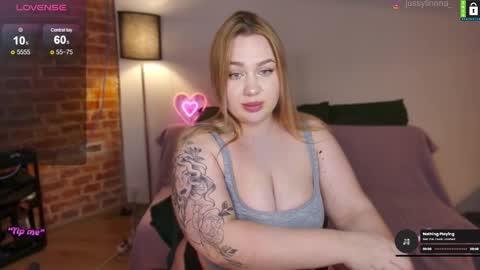  Lina  online show from December 11, 9:12 pm